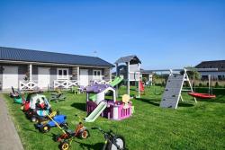 noclegi Sarbinowo Holiday Home in Sarbinowo near Beach