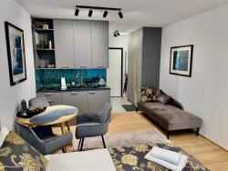 noclegi Gdynia Studio Żeromskiego Centrum I 15 minut plaża - Comfy Apartments