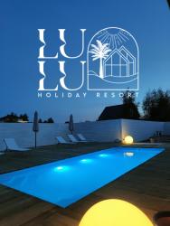 noclegi Mielno Lulu Holiday Resort domki z podgrzewanym Basenem