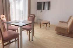 noclegi Dębki Karla, apartamenty i pokoje w Dębkach
