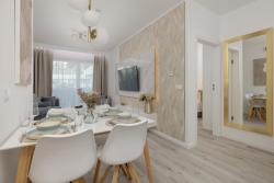 noclegi Międzyzdroje Baltic Waves Resort by WaveDream Homes free parking