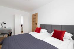 noclegi Gdynia Spacious Apartment in the Center of Gdynia Next to the Sea by Noclegi Renters