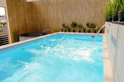 noclegi Władysławowo Domki Nord Breeze z podgrzewanym basenem, jacuzzi oraz sauną
