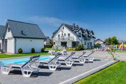 noclegi Karwia Cichy Domek Karwia - Apartamenty - Basen, Jacuzzi, Sauna