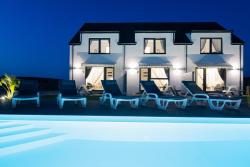 noclegi Karwia Cichy Domek Karwia - Apartamenty - Basen, Jacuzzi, Sauna