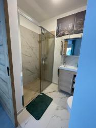 noclegi Reda Apartament z tarasem przy lesie Reda