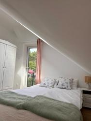 noclegi Dębki Morze Kwiatów