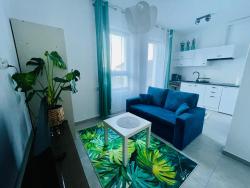 noclegi Reda Apartament z tarasem przy lesie Reda