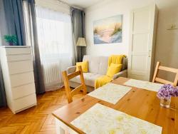 noclegi Gdańsk Cozy studio apartment Yellow in Gdansk Wrzeszcz