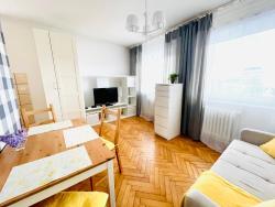 noclegi Gdańsk Cozy studio apartment Yellow in Gdansk Wrzeszcz