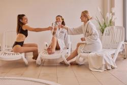 noclegi Gdańsk Waterlane Island - Riverview Pool, SPA, Gym & Parking by Downtown Apartments