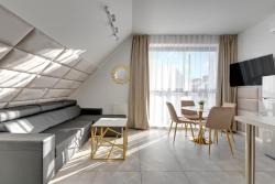 noclegi Gdańsk GRANARIA Prime Location Apartments by the River