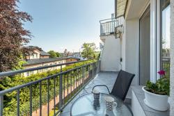 noclegi Międzyzdroje Bielik Apartment with Balcony by the Sea Międzyzdroje by Noclegi Renters