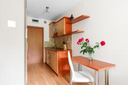 noclegi Krynica Morska Mieszkania i apartamenty przy plaży, przyjazne czwronogom, Żeromskiego 2 HoliApart