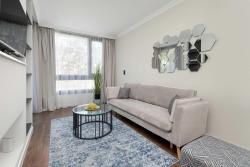 noclegi Mielno Central Park - Apartament w Mielnie z Parkingiem Blisko Plaży i Jeziora by Noclegi Renters