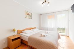 noclegi Krynica Morska Mieszkania i apartamenty przy plaży, przyjazne czwronogom, Żeromskiego 2 HoliApart