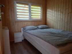 noclegi Jarosławiec 2 bedroom holiday home with air conditioning