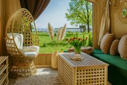 noclegi Mielno Herbals - Tree&Lake houses with bath, sauna - price includes attractions worth over 2000 PLN