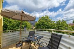 noclegi Świnoujście Villa Teresa Apartament Morski w Świnoujściu z Parkingiem i Balkonem by Noclegi Renters