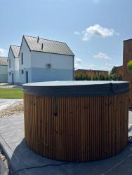 noclegi Łeba Siedlisko na wydmach, sauna,podgrzewane jacuzzi,domki klimatyzowane,starlink internet,parking