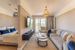 noclegi Kołobrzeg Glamorous E203 Bawialnia Basen Fitness w CENIE- Polanki Aqua - Holiday City