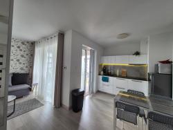 noclegi Kołobrzeg Apartament Mila z dużym tarasem i miejscem parkingowym