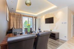 noclegi Jastrzębia Góra Apartamenty Aisza - Afryka, sala i plac zabaw, jacuzzi, sauna, bilard