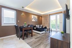 noclegi Jastrzębia Góra Apartamenty Aisza - Afryka, sala i plac zabaw, jacuzzi, sauna, bilard