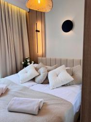 noclegi Gdańsk Family & Business Sauna Apartments Baltic Horizon No 2 PREMIUM SPA - 3 Bedroom with Private Sauna, Jacuzzi, Rooftop Gym & Panoramic Terrace, Balcony, Underground Garage