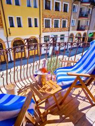 noclegi Kołobrzeg City Hall Bliss Suite - Premium Apartament z Balkonem i Widokiem na Ratusz