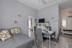 noclegi Darłowo i Darłówko Północna Apartament Darłowo Sypialnia, Taras & Parking by Noclegi Renters