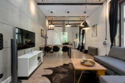 noclegi Sopot Luxurious Apartment with Parking and Garden near the Sea in Sopot by Renters Prestige