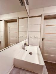 noclegi Rewal Biale Domki Paula Rewal - Domki z klimatyzacja, w obiekcie Jacuzzi i darmowe Wifi!