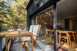 noclegi Łukęcin Forest & Waves - Luxury Seaside Retreat with Pool, 90m to the Beach & Pro Workstations