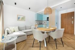 noclegi Trzęsacz Comfortable apartment with a terrace