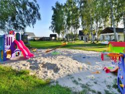 noclegi Jarosławiec Comfortable bungalows with a fireplace and terrace, Jaroslawiec