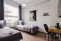 noclegi Gdynia Hala Hostel - Pokoje na wyłączność tuż przy Dworcu Gdynia