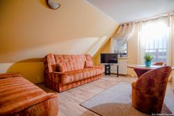noclegi Rewal Villa Aljan