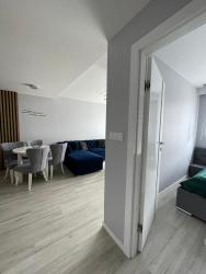 noclegi Rewal Apartament Holiday Crystal