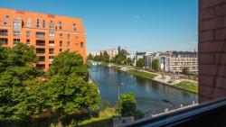 noclegi Gdańsk Flatbook - Riverside Loft Gdańsk Apartments with Parking