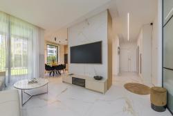 noclegi Gdynia Golden Moon - Portova