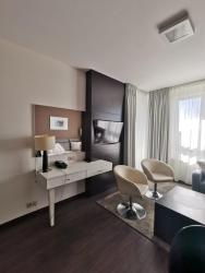 noclegi Kołobrzeg Apartament prywatny salon z aneksem kuchennym, sypialnią w hotelu DIVA