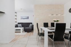 noclegi Świnoujście Riverside Apartment with Balcony by Noclegi Renters