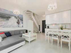 noclegi Pobierowo Comfortable holiday home with garden, summer pool