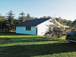 noclegi Kołczewo Holiday Home near Baltic Sea & Golf Course