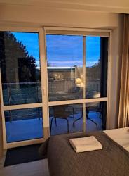 noclegi Jastrzębia Góra Apartament LAVENDER 14 - łoże typu Queen, balkon i własny taras