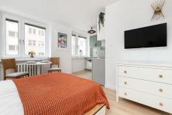 noclegi Gdynia Cosy Studio in Gdynia Center with Desk for Remote Work by Noclegi Renters