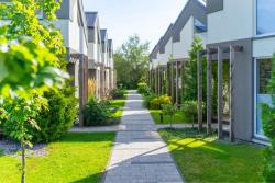 noclegi Niechorze Baltic Natur Park - Resort Wypoczynkowy z Basenem, PIZZA, mini ZOO, Bliskość Natury, ANIMACJE dla Dzieci, Alpaki, Duuuuużo Atrakcji - Raj Dla Dzieci i Rodziców