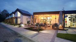 noclegi Niechorze Baltic Natur Park - Resort Wypoczynkowy z Basenem, PIZZA, mini ZOO, Bliskość Natury, ANIMACJE dla Dzieci, Alpaki, Duuuuużo Atrakcji - Raj Dla Dzieci i Rodziców