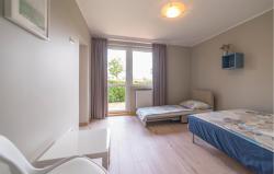 noclegi Rowy Nice Apartment In Rowy With Outdoor Swimming Pool